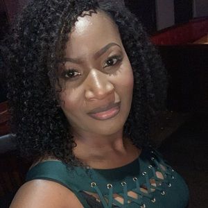 Meet your Posher, Sabina